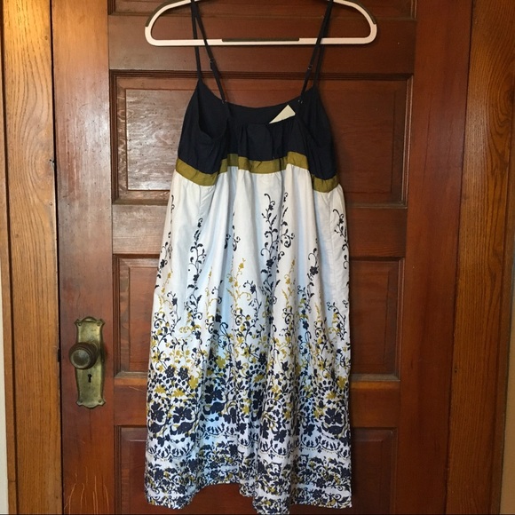 Metro Wear dress for summer size medium - Picture 2 of 3